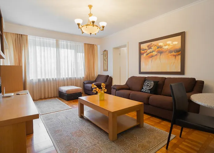 Classic Next To Victoriei Avenue بوخارست